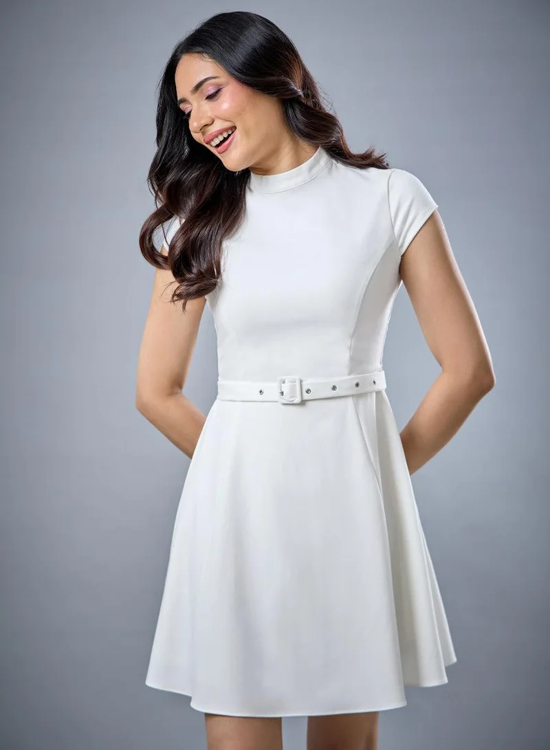 زجزاج Short Sleeve Off White Belted Dress